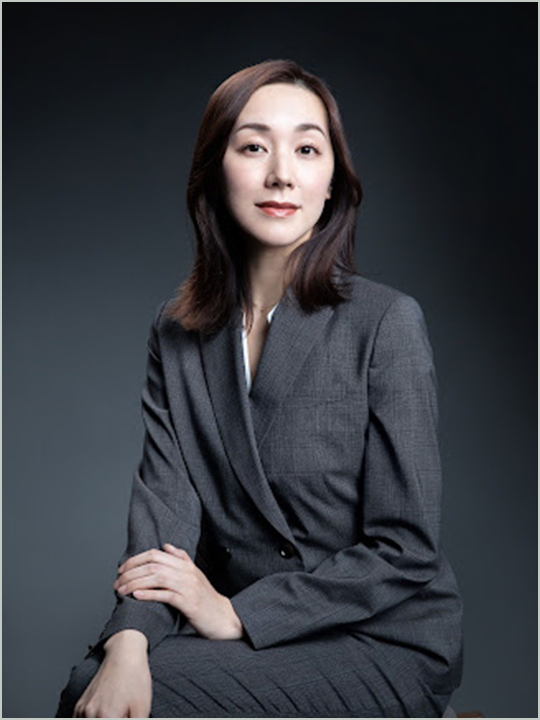 Portraits(Business, Couples, Social Media)