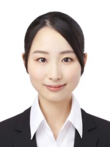 白背景証明写真