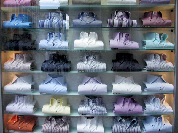 色付きのYシャツ