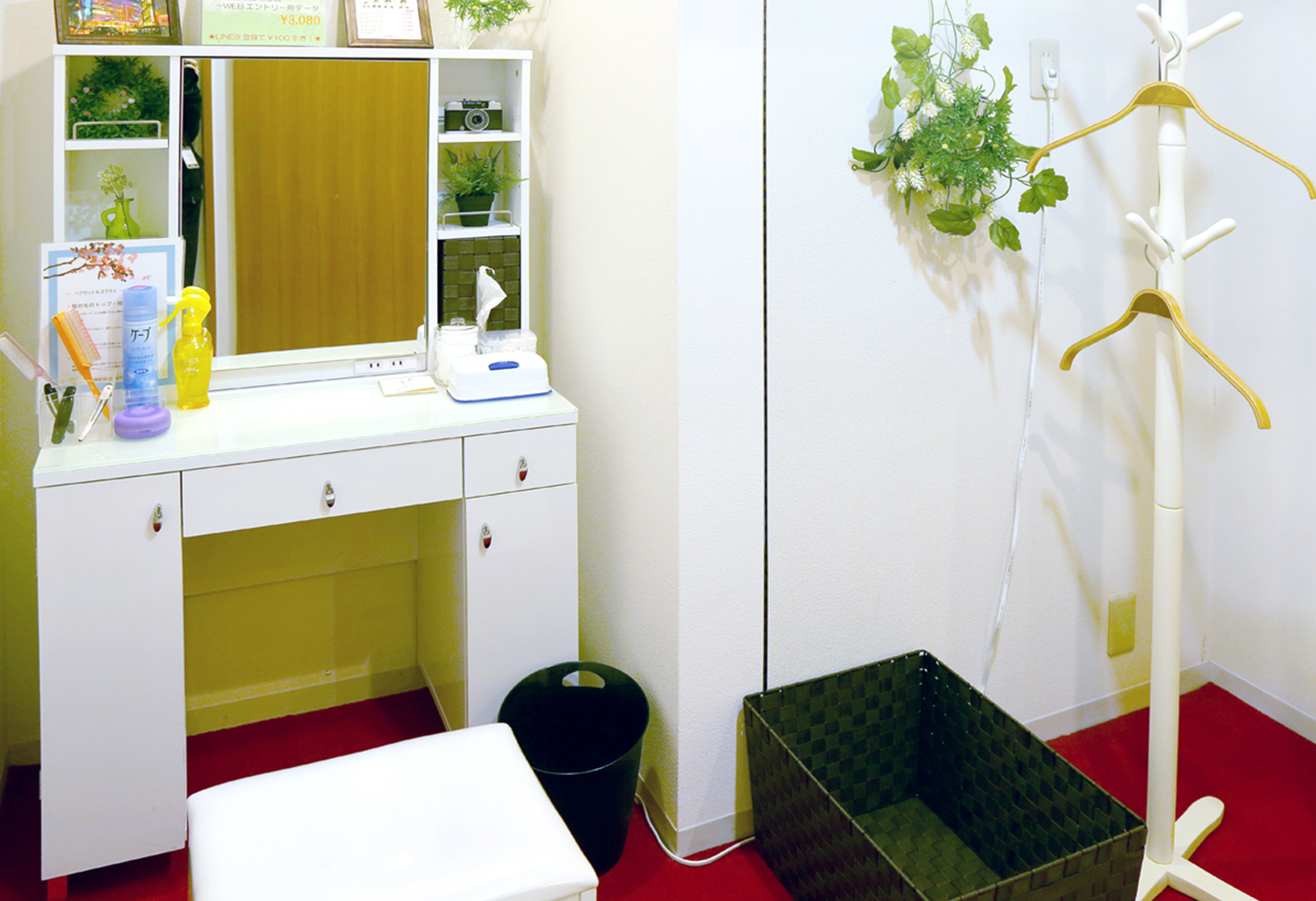 スタジオ728名古屋栄ドレッサー