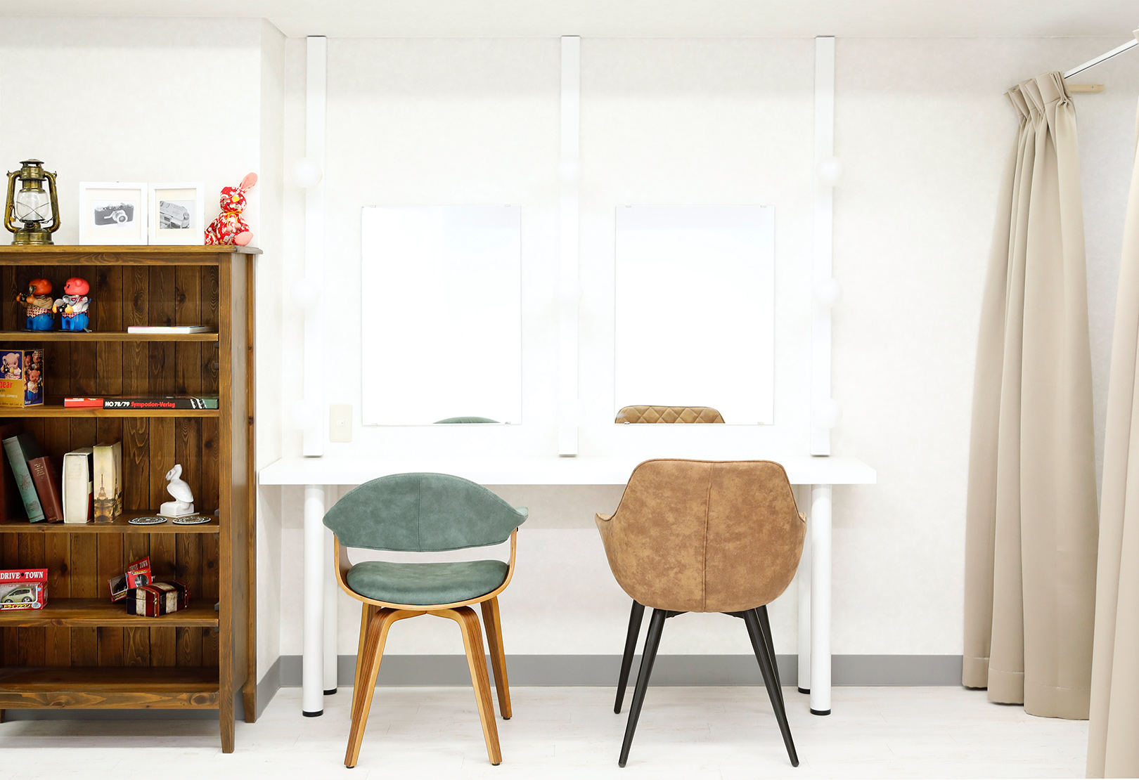 スタジオ728銀座ドレッサー