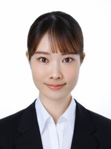 女性の就活証明写真