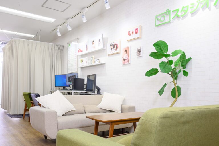 スタジオ728京都店の待ち合いブース