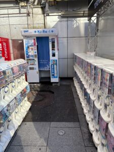 秋葉原証明写真機4_ヨドバシ入口横2